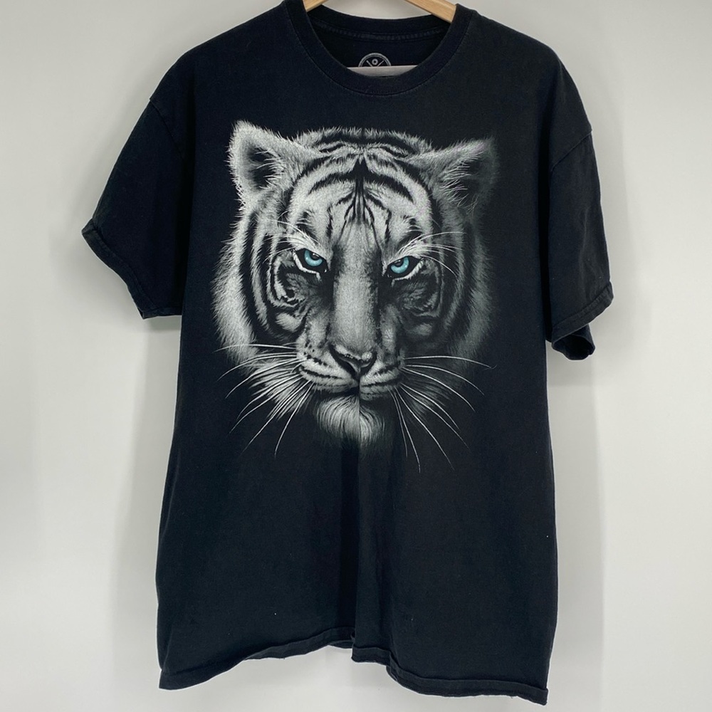 DOM Men's Black Tee with Mystical‎ White Tiger Head Graphic T-Shirt